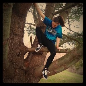 Meet your Posher, Suzanne